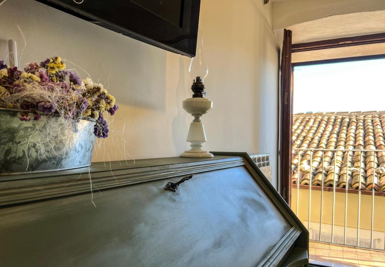 I Due Gradoni Stone House Apartman Pacentro Kültér fotó