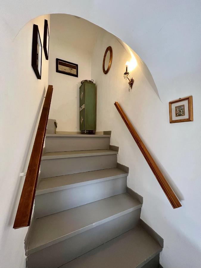 I Due Gradoni Stone House Apartman Pacentro Kültér fotó